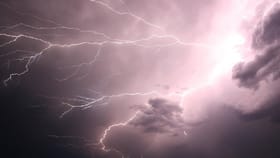 अवकाळीचं मोठं संकट राज्यावर! तब्बल 9 जिल्ह्यांत अलर्ट, वादळी वाऱ्यासह.