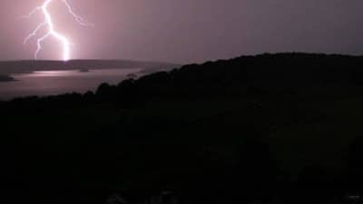 गारपिटीचा थेट इशारा, अवकाळी पाऊस झोडपणार, पुढील 24 तास राज्यावर मोठं संकट