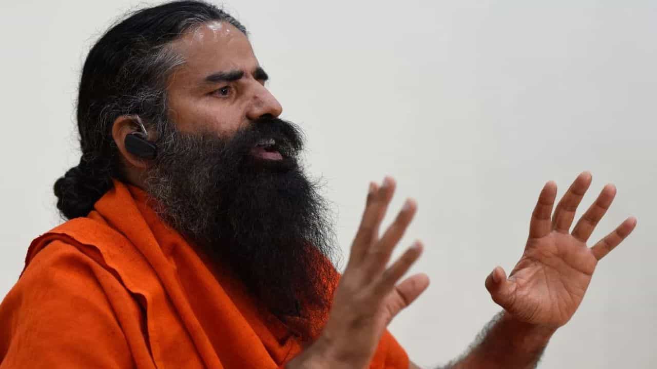 ना औषधं, ना महागाडी उत्पादने, फक्त रामदेव बाबांचे हे उपाय थंडीच्या दिवसांमध्ये सर्दीपासून तुमचं संरक्षण करतील