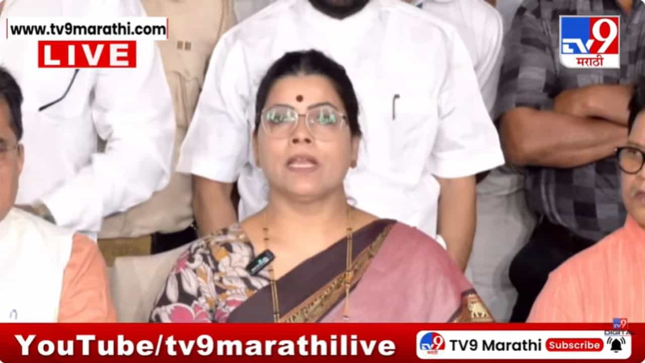 मुंबईच्या महापौर रितू तावडेंचे अनधिकृत फेरीवाल्यांवर कठोर कारवाईचे आदेश