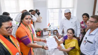 रितू तावडे होणार मुंबईच्या नव्या महापौर; शिक्षण किती? पगार किती मिळणार? जाणून घ्या A टू Z माहिती!