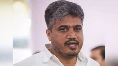 Rohit Pawar : आजचं राजकारण हे किळसवाणं आणि...रोहित पवारांची खिन्न करुन सोडणारी भावनिक पोस्ट