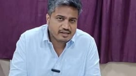 कबुतरे चोरीला जातात त्याचा FIR होतो, अजितदादांचा का नाही? - रोहित पवार.