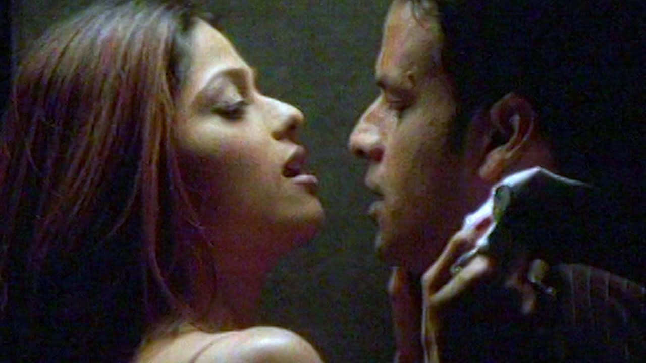 तेव्हा अनेकांना वाटले होते की शमिता इंडस्ट्रीत खूप पुढे जाणार आहे. मात्र, फारच कमी लोकांना माहीत आहे की, शमिताला सुरुवातीपासून अभिनेत्री बनायचेच नव्हते. तिचा खरा कल फॅशन आणि डिझायनिंगकडे होता. तिने प्रसिद्ध फॅशन डिझायनर मनीष मल्होत्रा यांच्याकडे इंटर्नशिपही केली होती. 