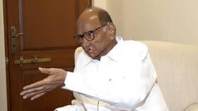 शरद पवार यांचा अनाैपचारिक चर्चेदरम्यान पुन्हा तो मोठा दावा, जे लोक...