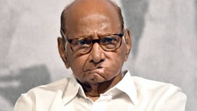 शरद पवार यांच्या प्रकृतीबाबत अत्यंत मोठी अपडेट! कधी मिळणार डिस्चार्ज?.