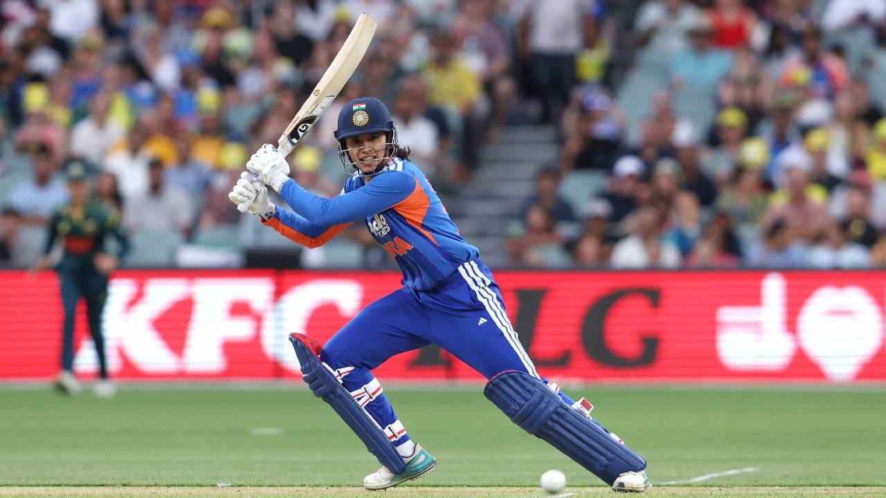 स्मृती मंधानाने या सामन्यात 68 चेंडूंचा सामना केला आणि 58 धावा केल्या. यात तिने 7 चौकार मारले. यावेळी तिचा स्ट्राईक रेट हा 85.29 चा होता. (Photo- BCCI Women Twitter)