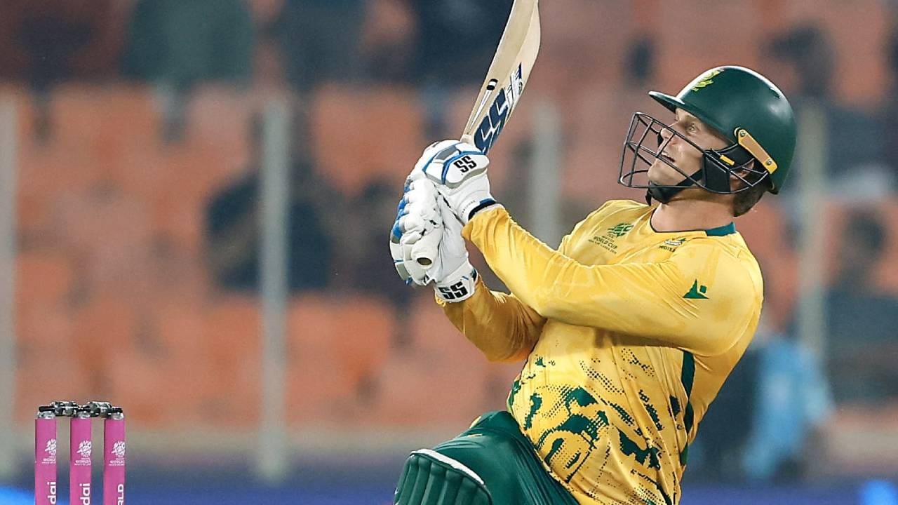 टी20 वर्ल्डकप 2026 स्पर्धेत दक्षिण अफ्रिका हा एकमेव संघ असा आहे की, त्यांचा एकही फलंदाज शून्यावर बाद झालेला नाही. म्हणजेच इतर 19 संघातील कोणता कोणता फलंदाज शून्यावर बाद झालेला आहे. भारत आणि इटली यात आघाडीवर आहेत. (Photo: Proteas Men Twitter)