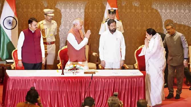 अजित पवार यांच्या निधनानंतर 4 दिवसात सुनेत्रा पवार यांनी का घेतली उपमुख्यमंत्रिपदाची शपथ? देवेंद्र फडणवीस यांचा खुलासा, थेट...