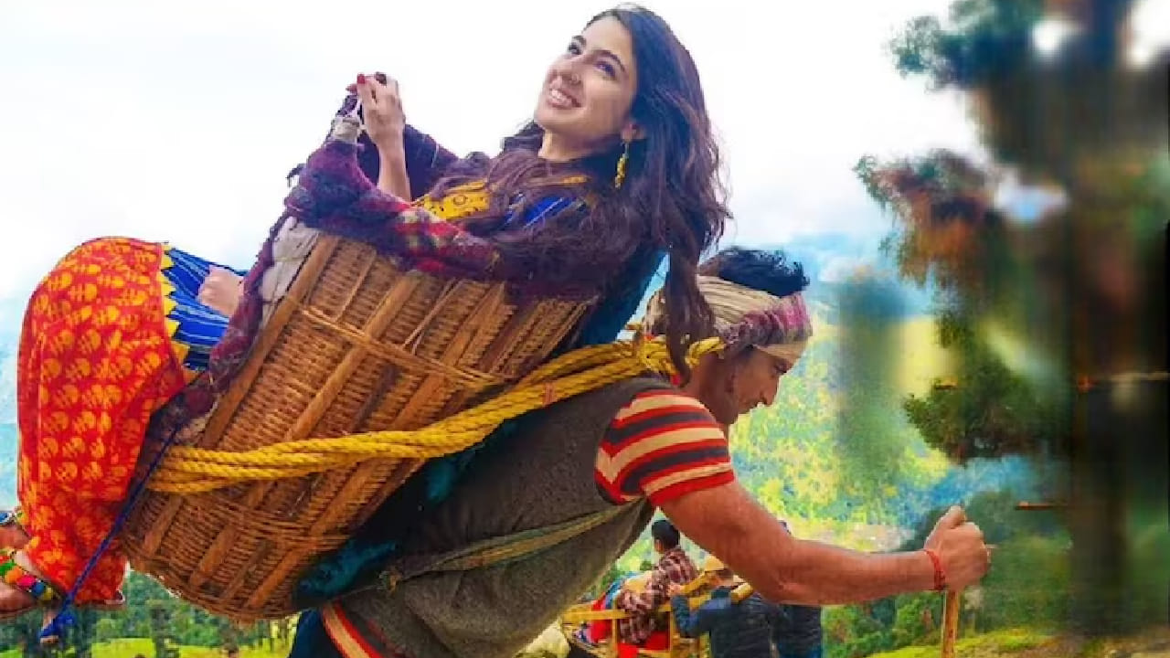 केदारनाथ या चित्रपटाचं दिग्दर्शन अभिषेक कपूर यांनी केलं होतं. हा चित्रपट रोमँटिक कथा आणि 2013 मधील उत्तराखंड पुराच्या पार्श्वभूमीवर आधारित आहे. मिळालेल्या माहितीनुसार, या चित्रपटाने जागतिक स्तरावर सुमारे 102.77 कोटी रुपयांची कमाई केली होती. 