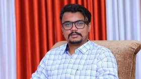 मोठी बातमी! वाल्मिक कराडच्या मुलाची खळबळ उडवून देणारी पोस्ट, गूढ वाढलं.