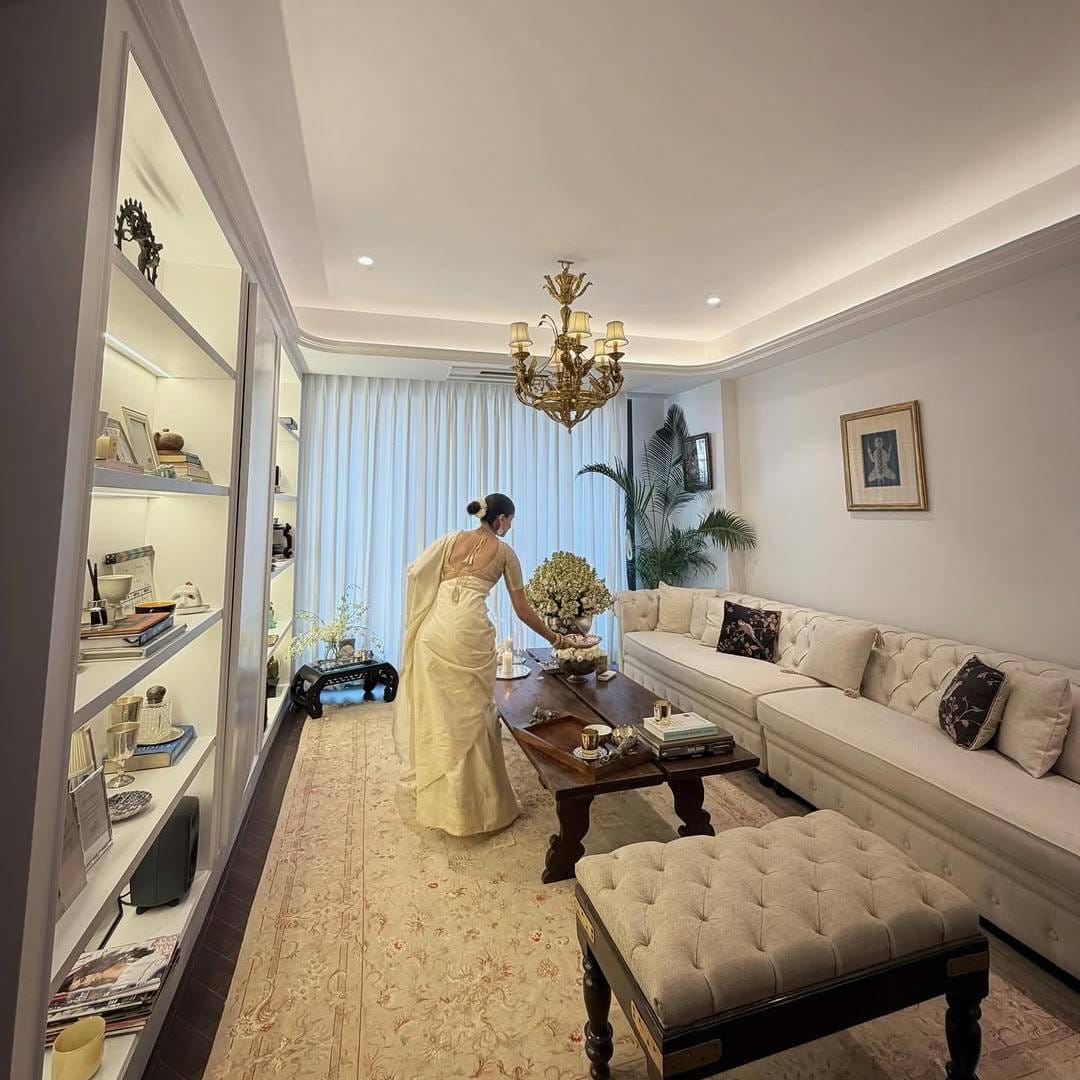 राज्याचे माजी मुख्यमंत्री सुशीलकुमार शिंदे यांचा नातू वीर पहाडियाला तारा डेट करत होती. परंतु काही दिवसांपूर्वीच या दोघांच्या ब्रेकअपच्या चर्चांना उधाण आलं होतं. त्याआधी तारा कपूर कुटुंबातील आदर जैनला डेट करत होती.