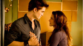 बजेट 3300 अन् कमाई 28000 कोटी, 810 दिवसांपासून OTT वर हा चित्रपट.....