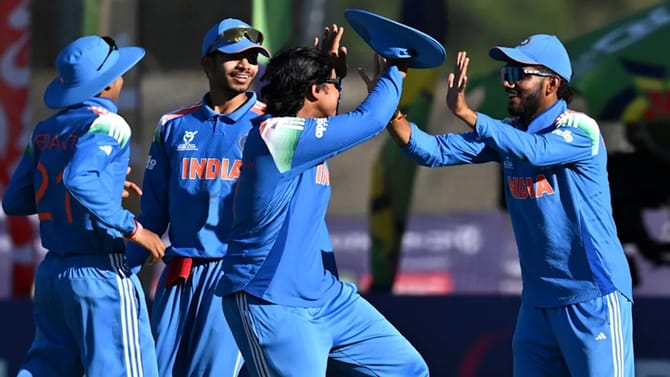 टीम इंडियाचा कारनामा, फायनलमध्ये स्वत:चाच वर्ल्ड रेकॉर्ड ब्रेक