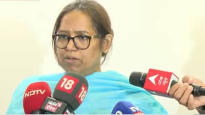 संसदेमध्ये खरच मोदींवर काँग्रेसकडून हल्ला केला जाणार होता? तिथे नेमकं काय घडलं? वर्षा गायकवाड यांनी सगळं सांगितलं