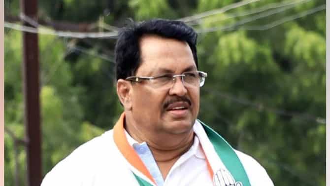 Vijay Wadettiwar : काय भिकारXXपणा सुरू आहे... शेतकऱ्यांच्या आत्महत्यांवर बोलताना विजय वडेट्टीवार यांची जीभ घसरली