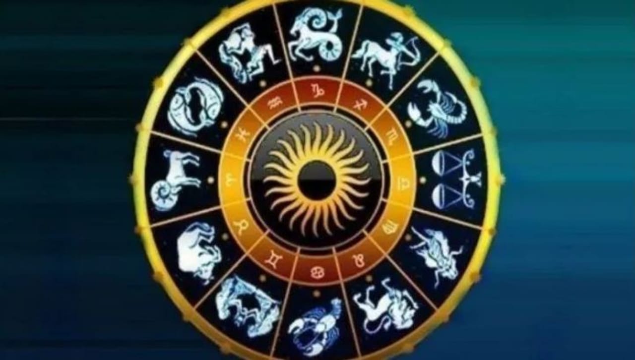 नव्या आठवड्याला सुरुवात होत आहे. त्यामुळे आगामी आठवडा कसा असेल, याची चिंता अनेकांना लागली आहे. पुढच्या आठवड्यात मेष, वृषभ, मिथून यासारख्या राशीच्या लोकांच्या आयुष्यात मोठ्या घडामोडी घडणार आहेत. त्यामुळे आगामी आठवडा कसा असेल ते जाणून घेऊ या...