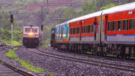 भारतातील एकमेव ट्रेन जी 12 राज्य ओलांडून जाते पुढे, 4 दिवसांमध्ये.....