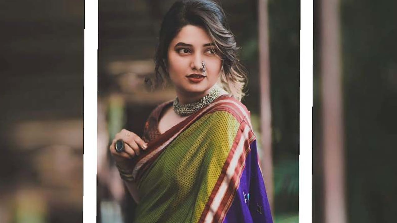 उत्कृष्ट अभिनय, प्रभावी निवेदन, नृत्यकलेतील प्रावीण्य आणि यशस्वी उद्योजक म्हणून तिने स्वतःची वेगळी ओळख निर्माण केली आहे. आपल्या सौंदर्याने, साधेपणाने आणि अभिनयातील सहजतेने प्राजक्ताने तरुणाईसह सर्व वयोगटातील प्रेक्षकांच्या मनात विशेष स्थान मिळवले आहे.