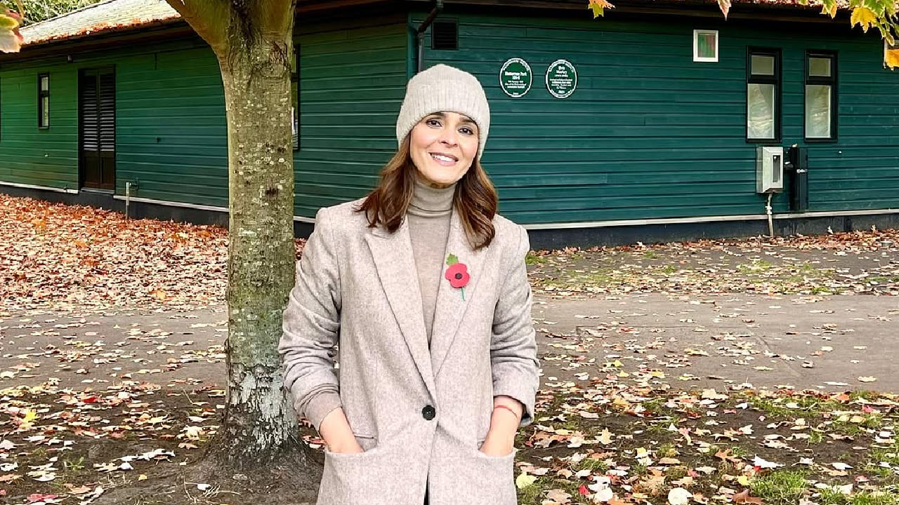 वयाच्या केवळ 25 व्या वर्षी रागेश्वरीला बेल्स पाल्सी झाला. या आजारामुळे तिच्या चेहऱ्याच्या डाव्या बाजूला अर्धांगवायू झाला होता. तिला नीट बोलता येत नव्हतं. या आजाराने तिचं संपूर्ण आयुष्यच बदलून टाकलं. ग्लॅमर आणि यशाच्या शिखरावर असलेलं करिअर अचानक थांबलं आणि तिला इंडस्ट्रीपासून दूर व्हावं लागलं.