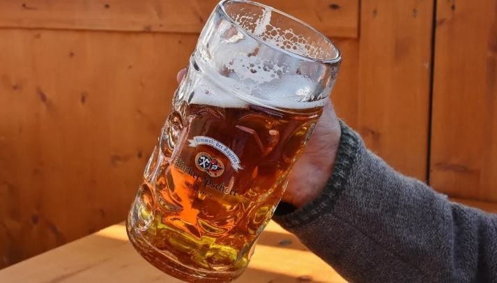 या शहराला बिअर तयार करण्याची मोठी आणि ऐतिहासिक अशी परंपरा आहे. 16 व्या शतकापासून येथे बिअर तयार केली जाते. तसेच मोठ्या प्रमाणावर लोक बिअर प्राशन करतात. बिअर तयार करण्यासाठीचे नियम इथे मोठ्या कटाक्षाने पाळले जातात. 