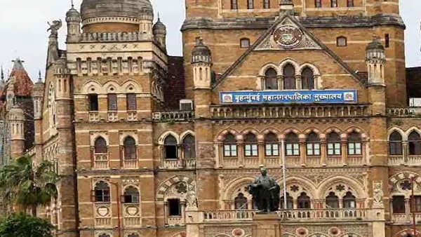 BMC Budget 2026 : वचननाम्यातील वचनं कागदावरच, राज्य सरकारने पालिकेच्या शिक्षण विभागाचे 7 हजार कोटी थकवले