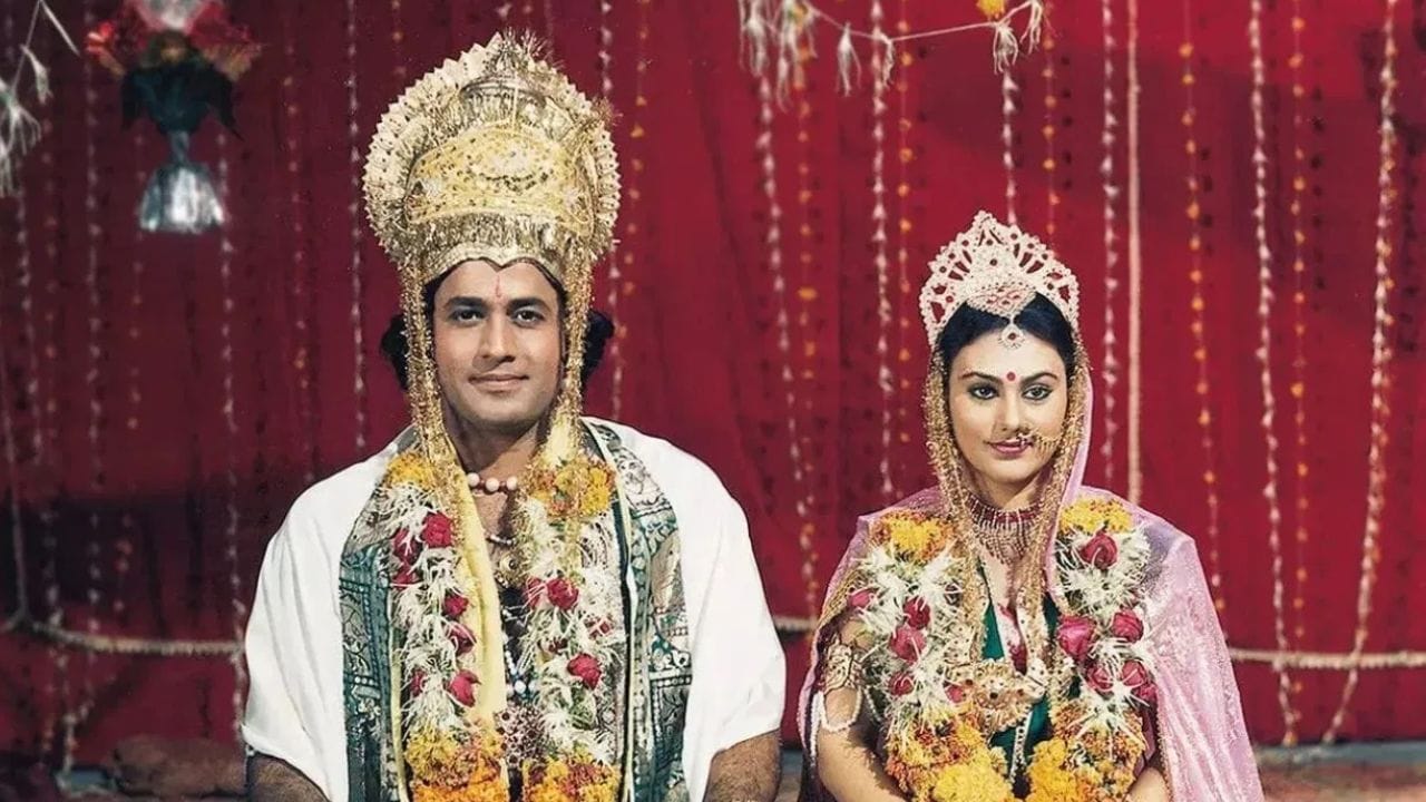 चित्रकूटचे महत्त्व : चित्रकूटला हिंदू धर्मात मोठे धार्मिक महत्त्व आहे कारण रामायणानुसार, असे मानले जाते की भगवान रामाने त्यांच्या चौदा वर्षांच्या वनवासातील साडेअकरा वर्षे सीता आणि लक्ष्मणासोबत येथे घालवली होती.  