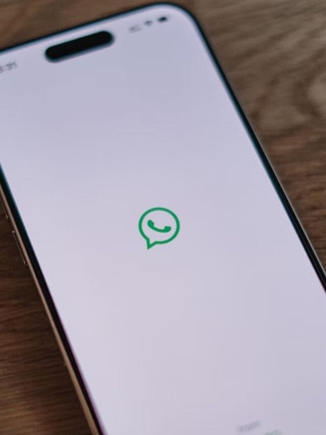 व्हॉट्सअ‍ॅपच्या एका निर्णयाने ग्रुप अ‍ॅडमीनची ताकद वाढली, मेसेजिंग App मध्ये काय बदल?