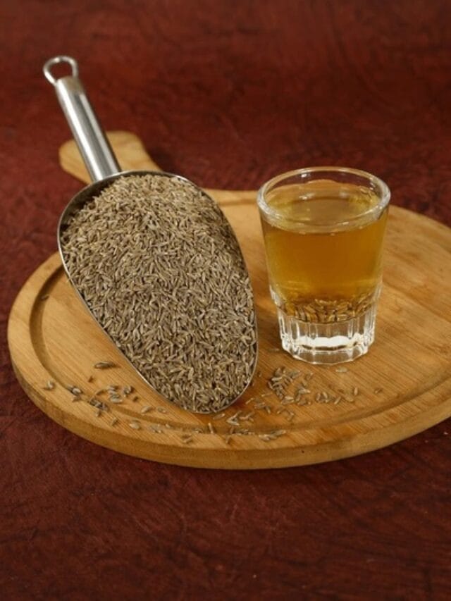 जिऱ्यांचं पाणी प्या आणि अनेक समस्यावर मात करा... जाणून घ्या फायदे