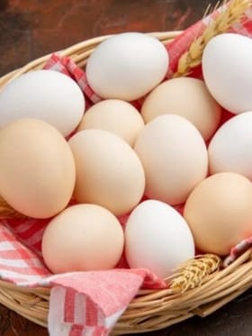 'या' समस्या असलेल्या व्यक्तींनी अंड खाणं टाळा