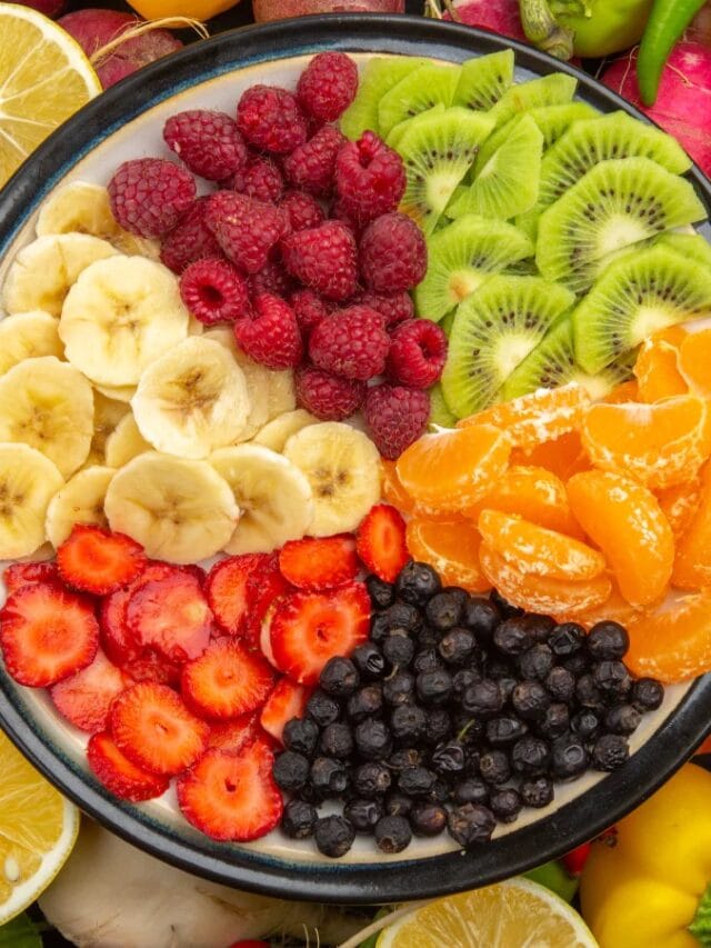 वजन कमी करताय ही 6 फळं ठरतील उपयुक्त