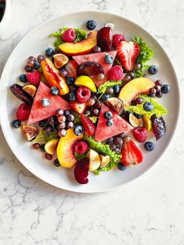 हृदयाच्या आरोग्यासाठी कोणती फळे खावीत ?