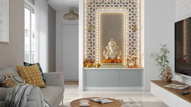 Vastu Shastra : जर तुमच्याही घरात आहे देवघर तर या नियमांचं आवश्य पालन करा, घरात येईल सुख, समृद्धी