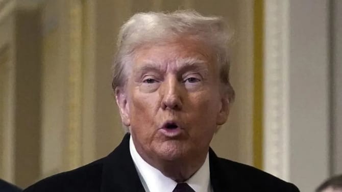 ट्रम्प यांचा भारताला मोठा झटका, अमेरिकेच्या निर्णयानं देशात भूकंप