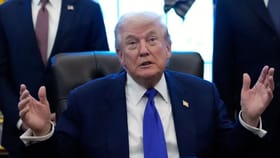 ट्रम्प यांना सर्वात मोठा धक्का, त्या एका निर्णयामुळे अमेरिकेत खळबळ.