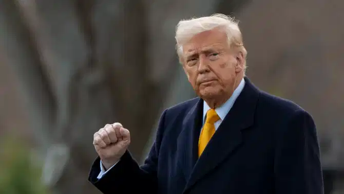 Donald Trump : डोनाल्ड ट्रम्प यांची का करायची होती हत्या? 21 वर्षीय ऑस्टीनच्या डोक्यात हादरवून टाकणारा कट!