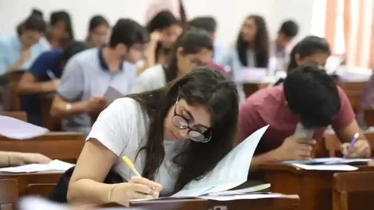 बोर्डाच्या परीक्षेला उशीर झाला, नो टेन्शन...! विद्यार्थ्यांसाठी पोलिसांचा मोठा निर्णय