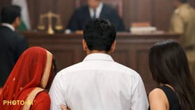 पैसा घे, पण तुझा पती.. विवाहित प्रियकरासाठी तिने जे केलं सगळेच थक्क.