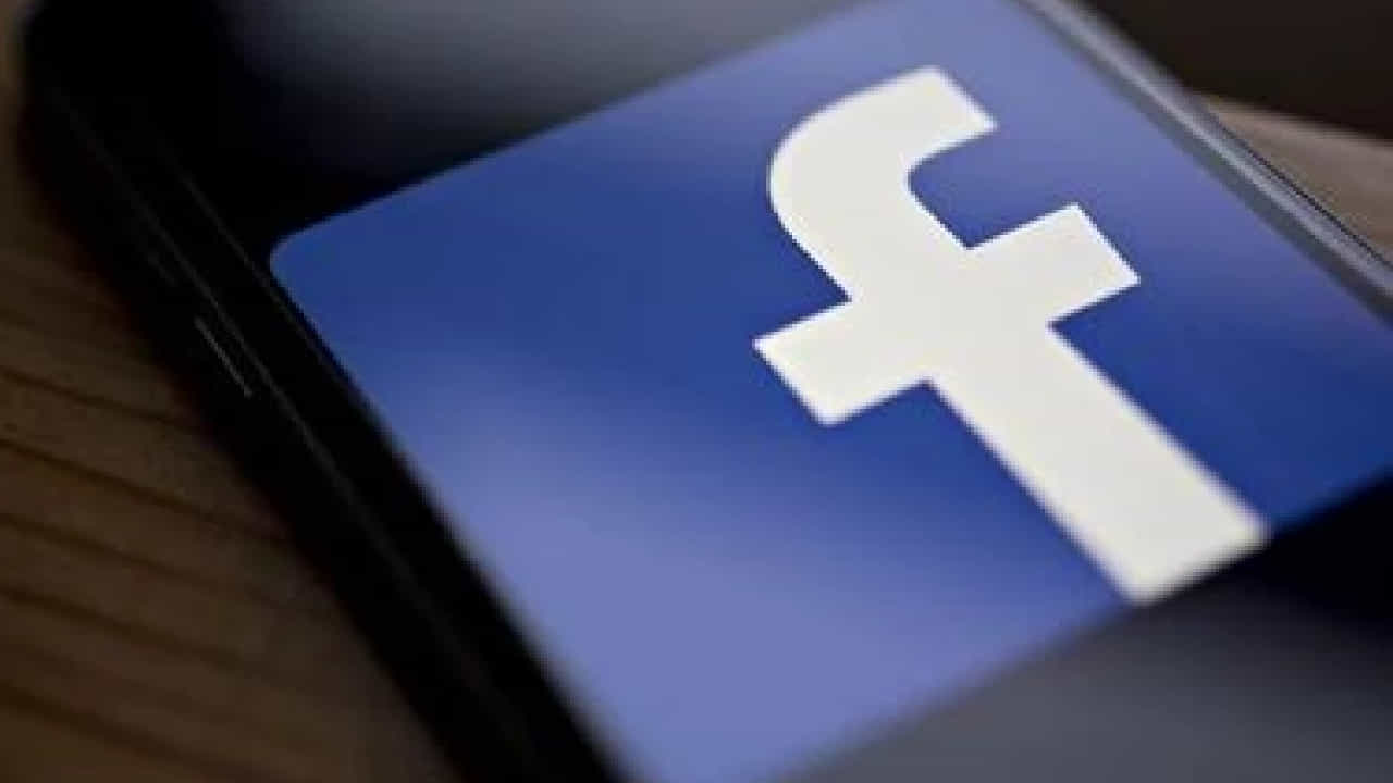 FB करतय तुमच्या फोनच्या अॅक्टिव्हिटी ट्रॅक, फक्त एका मिनिटात ही धोकादायक ट्रॅकिंग सेटिंग करा बंद