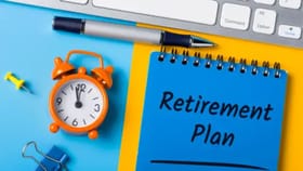 40 व्या वर्षी निवृत्तीची प्लॅनिंग करत आहात का? ‘या’ गोष्टी जाणून घ्या.