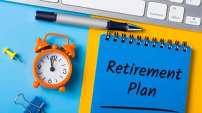 40 व्या वर्षी निवृत्तीची प्लॅनिंग करत आहात का? ‘या’ गोष्टी जाणून घ्या