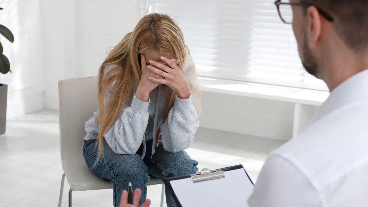 जर एखाद्या व्यक्तीने ८ ते १० युनिट्स इतके जास्त प्रमाणात अल्कोहोल प्यायले तर रक्तातील अल्कोहोलची पातळी शून्यावर येण्यासाठी १२ ते २४ तास देखील लागू शकतात. काही स्थितीत, हा कालावधी २४ तासांपेक्षा जास्त असू शकतो