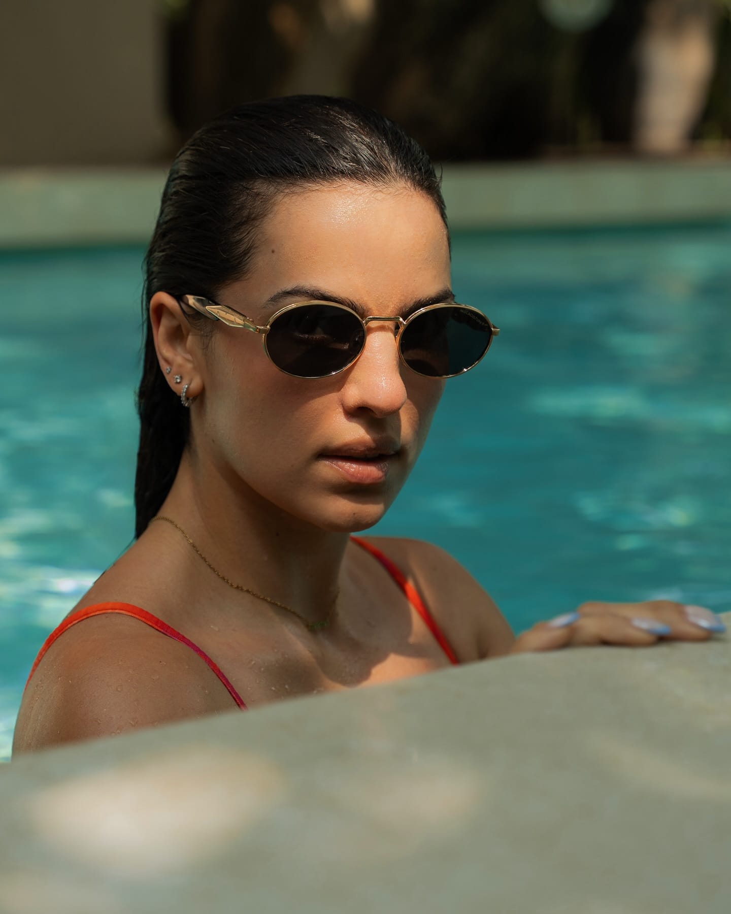 टी 20 वर्ल्ड कप सुरु व्हायला एक दिवस उरलेला असताना नताशा स्टेनकोविकच्या लूकची, फोटोंची सोशल मीडियावर चर्चा आहे. नताशा हार्दिक पंड्याची पूर्वपत्नी आहे. त्यांना एक मुलगा आहे. 