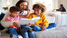 मुलांना वयाच्या पाचव्या वर्षापासून शिकवा 'या' 5 महत्वाच्या गोष्टी.