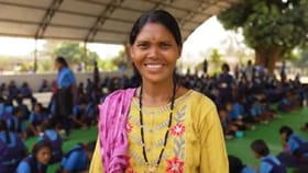 महिलांसाठी आता फ्लिपकार्टसारखं स्वत:चं पोर्टल, SHE-Mart बनणार.