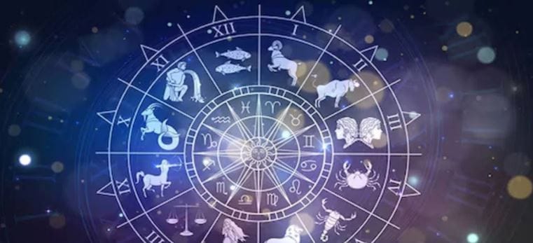 कर्क राशीच्या लोकांच्या आयुष्यात 1 मार्च रोजी मोठा आणि महत्त्वाचा प्रसंग येऊ शकतो. पैसे काळजीपूर्वक खर्च करा. घरात एखाद्या महत्त्वाच्या विषयावर चर्चा होऊ शकते. आरोग्याच्या बाबतीत काळजी सतर्क राहा. खोकला, सर्दी असे सौम्य आजार होण्याची शक्यता आहे. आर्थिक निर्णय घेताना वडिलांचा सल्ला जरूर घ्या.