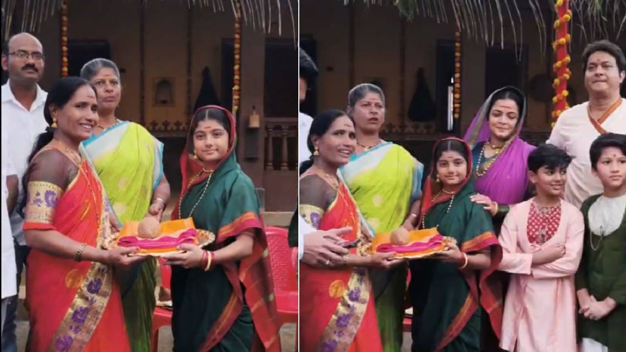 ‘मी सावित्रीबाई जोतीराव फुले’ मालिकेच्या माध्यमातून समाजाला दिशा देणाऱ्या महापुरुषांच्या जीवनकथेला नव्या पिढीपर्यंत पोहोचवण्याचं महत्त्वाचं कार्य करत आहे. छोट्या सावित्री आणि जोतीराव यांचा हा विवाहसोहळा प्रेक्षकांच्या मनात दीर्घकाळ स्मरणात राहणारा ठरणार असून, आगामी भागांबद्दल उत्सुकता आणखी वाढवणारा आहे. 
