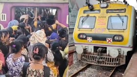 आधी दंडाला चावली, नंतर बोट पिरगळलं अन्..; फर्स्ट क्लासमध्ये राडा.