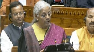 Budget 2026 : देशभरात 7 हायस्पीड रेल्वे कॉरिडॉर; मुंबई-पुणेसह इतर कोणते मार्ग?