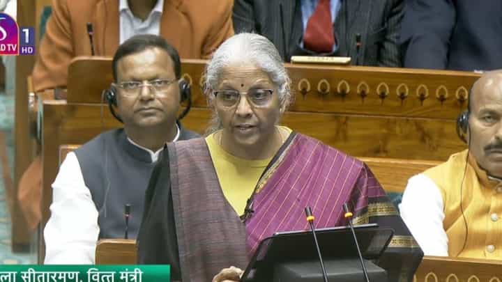 India Budget 2026 : खादी, हँडलूम उत्पादनाच्या वाढीवर भर - निर्मला सीतारमण India Budget 2026 : खादी, हँडलूम उत्पादनाच्या वाढीवर भर - निर्मला सीतारमण
